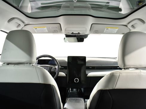 Used 2025 Ford Mustang Mach-E Premium image 17