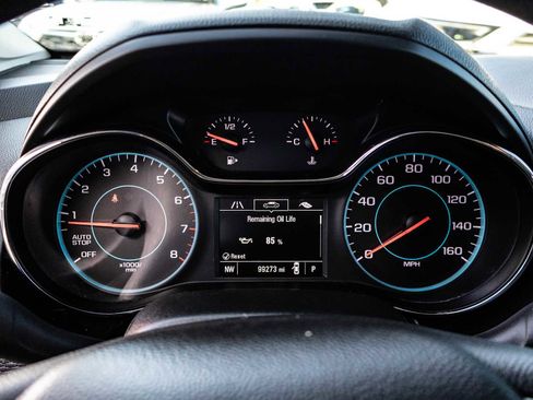 Used 2017 Chevrolet Cruze LT image 32