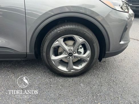 New 2026 Ford Escape ST-Line w/ Tech Pack #1 image 31