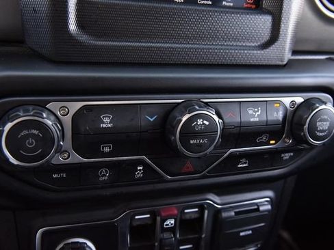 Used 2023 Jeep Wrangler Unlimited Sport AWD/4WD image 14