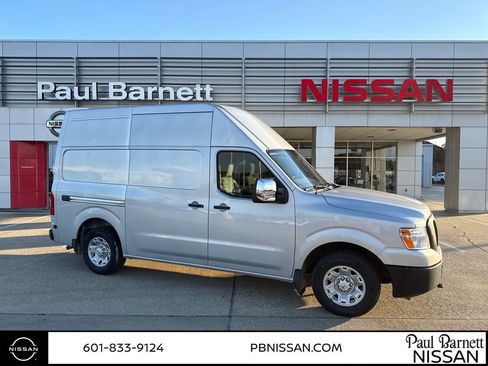 Used 2016 Nissan NV 2500 SV w/ Technology Package image 1