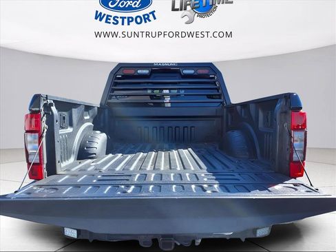 Used 2022 Ford F350 Lariat w/ Chrome Package image 23