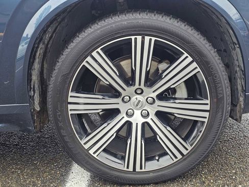 Certified 2023 Volvo XC90 T8 Ultimate w/ Protection Package Premier AWD/4WD image 9