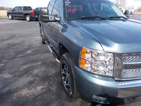 Used 2009 Chevrolet Silverado 1500 LT w/ All Star Package image 10