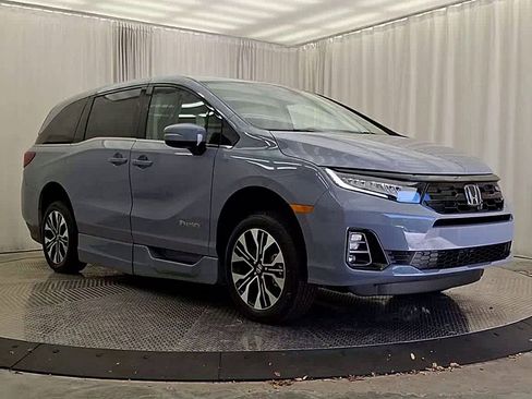 Used 2025 Honda Odyssey Elite image 5