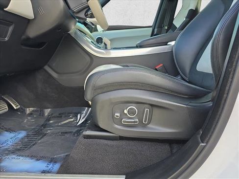 Certified 2022 Land Rover Range Rover Sport SVR image 22