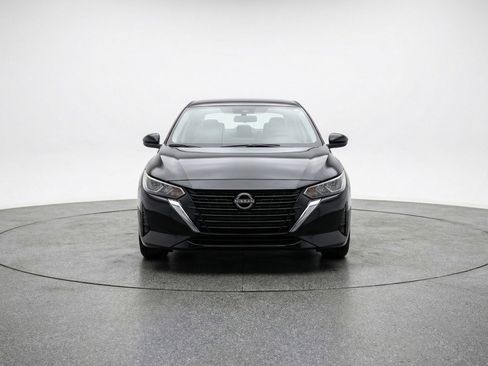 Used 2025 Nissan Sentra S FWD image 2