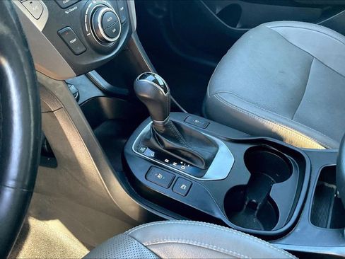 Used 2016 Hyundai Santa Fe Limited w/ Option Group 04 image 17