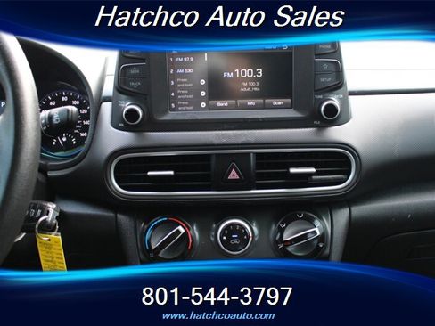 Used 2019 Hyundai Kona SE AWD/4WD image 16