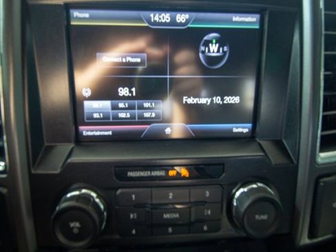 Used 2015 Ford F150 XLT w/ Equipment Group 302A Luxury image 13