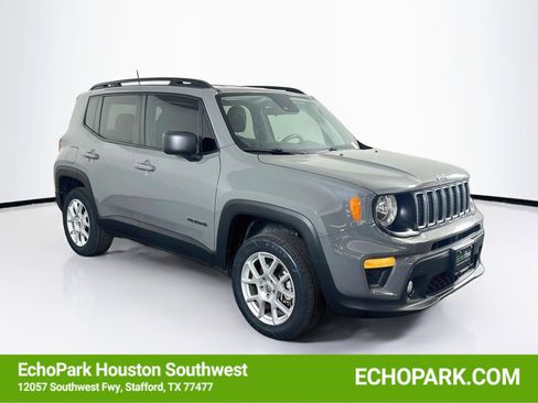 Used 2022 Jeep Renegade Latitude AWD/4WD image 1