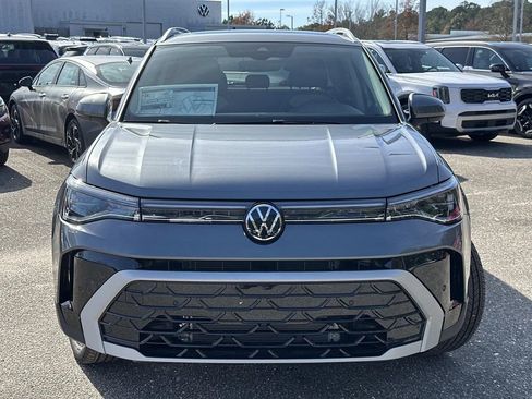 New 2026 Volkswagen Taos SEL AWD/4WD image 2