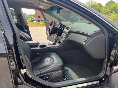 Used 2010 Cadillac CTS Luxury RWD image 14