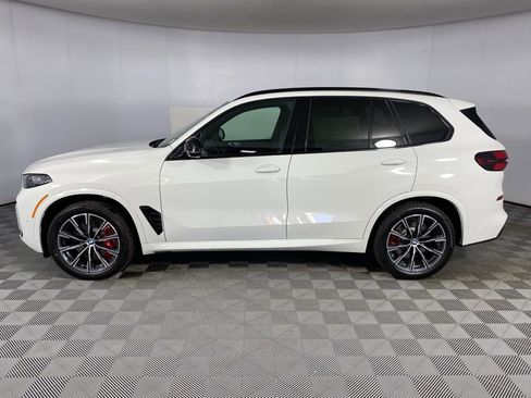 New 2026 BMW X5 M60i w/ Climate Comfort Package image 5