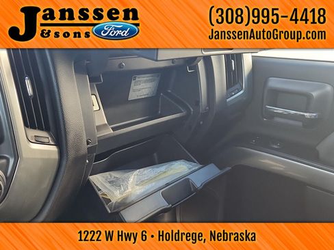 Used 2018 Chevrolet Silverado 1500 LT w/ All Star Edition AWD/4WD image 29