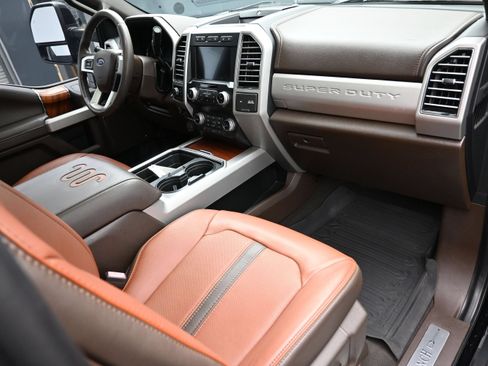 Used 2020 Ford F250 King Ranch w/ King Ranch Ultimate Package AWD/4WD image 43