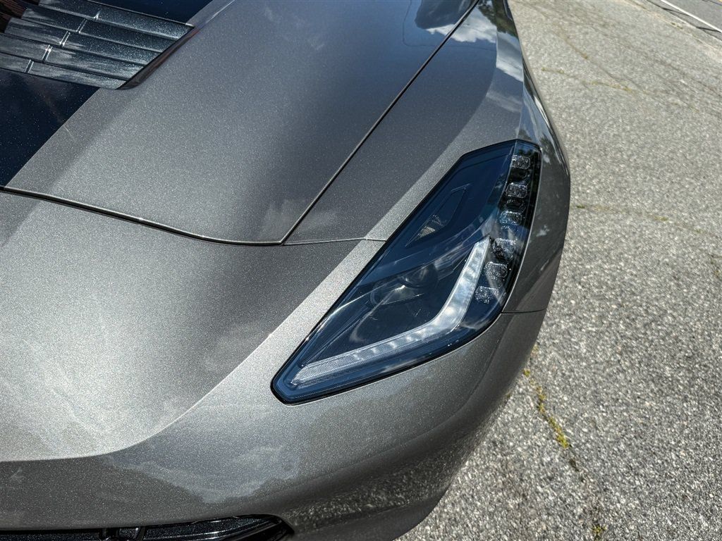 Used 2016 Chevrolet Corvette Stingray Coupe RWD image 16