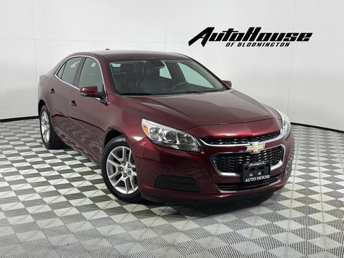 Used 2015 Chevrolet Malibu LT w/ Power Convenience Package FWD image 1