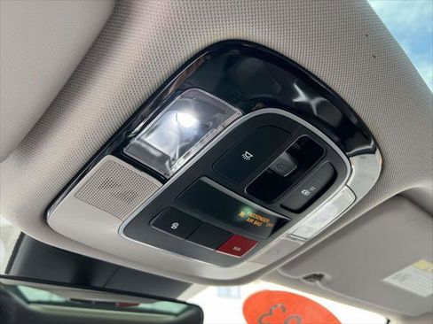 Used 2023 Hyundai Tucson Limited w/ Cargo Package image 33