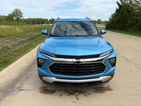 New 2026 Chevrolet TrailBlazer LT w/ Convenience Package FWD image 12