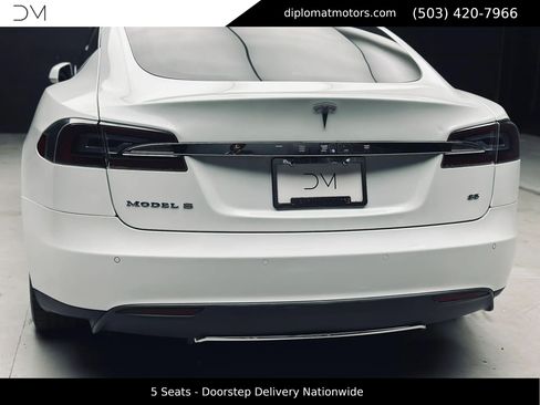 Used 2014 Tesla Model S 85 RWD image 16