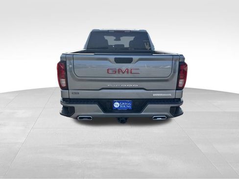 Used 2023 GMC Sierra 1500 Elevation w/ X31 Off-Road Package AWD/4WD image 5