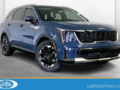 New 2025 Kia Sorento S