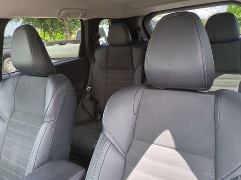Used 2025 Mitsubishi Outlander SE FWD image 8