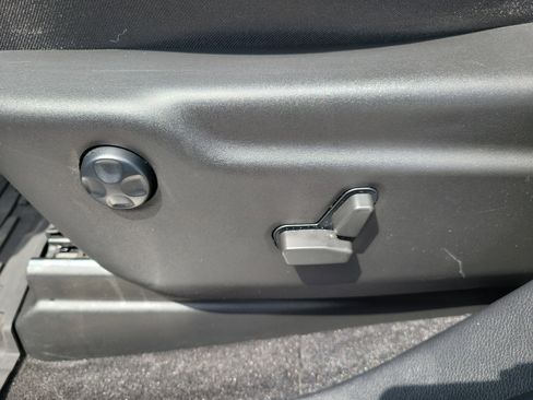 Used 2022 Jeep Grand Cherokee Limited w/ Trailer Tow Group IV image 26