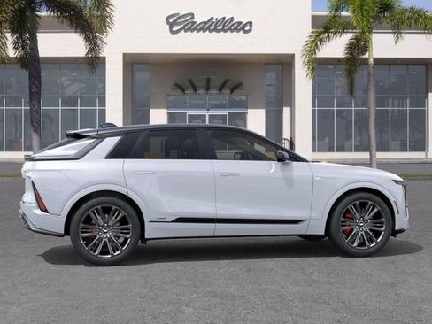 New 2026 Cadillac Lyriq V w/ LPO, Floor Liner Package AWD/4WD image 5