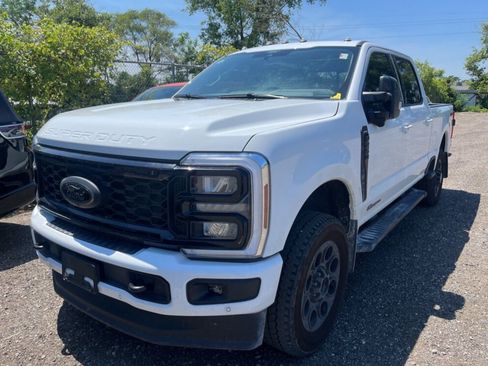 Used 2025 Ford F250 Lariat w/ Lariat Ultimate Package AWD/4WD image 2