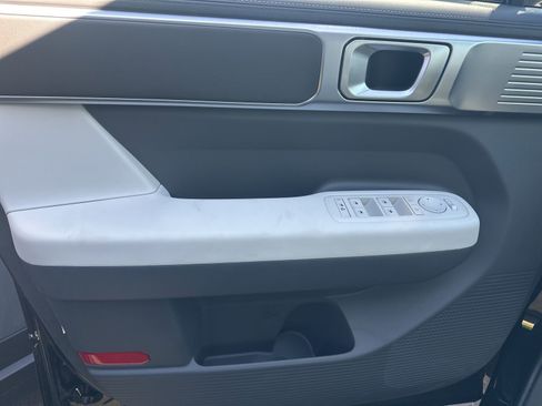 New 2026 Hyundai Santa Fe SE image 9