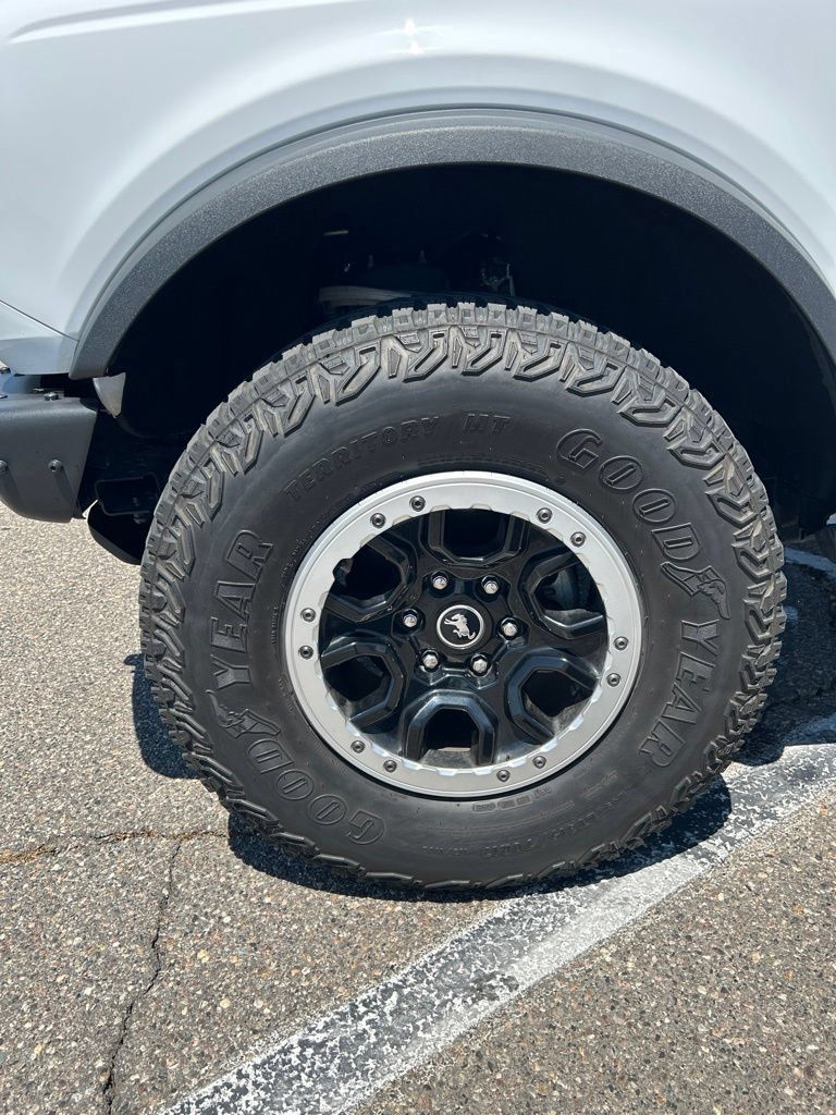 Used 2021 Ford Bronco Badlands w/ Sasquatch Package AWD/4WD image 9