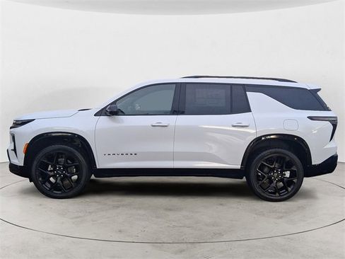 New 2026 Chevrolet Traverse RS image 2