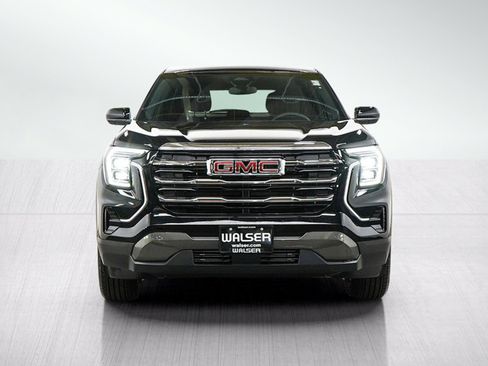 Used 2026 GMC Terrain Elevation w/ LPO, Floor Liner Package AWD/4WD image 8