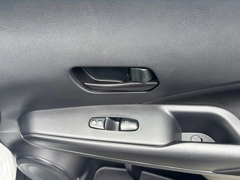 Used 2022 Nissan Kicks S w/ Interior Electronics Package FWD image 25