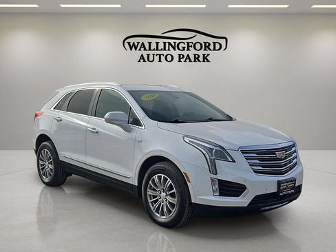 Used 2018 Cadillac XT5 Luxury w/ Driver Awareness Package AWD/4WD image 6