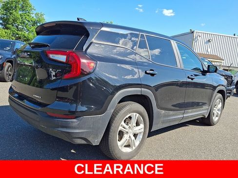 Used 2024 GMC Terrain SLE AWD/4WD image 6