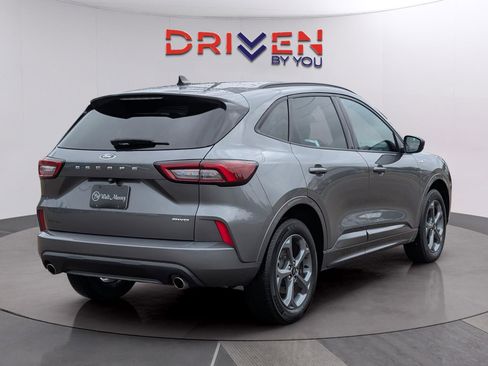 Used 2024 Ford Escape ST-Line AWD/4WD image 5