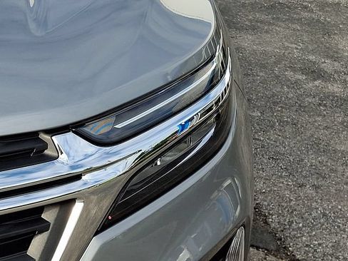 Certified 2023 Chevrolet Equinox LT AWD/4WD image 9