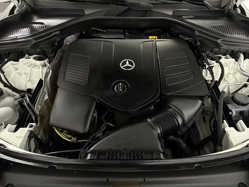 Used 2024 Mercedes-Benz GLC 300 image 33