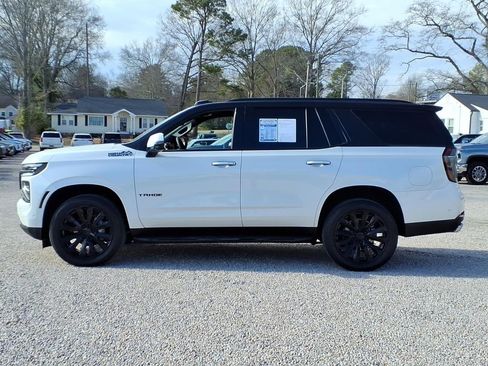 Used 2025 Chevrolet Tahoe High Country image 4