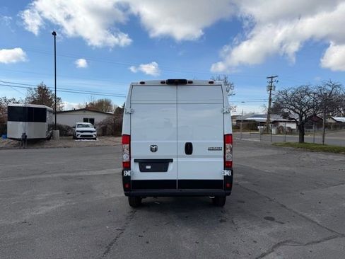 New 2026 RAM ProMaster 2500 w/ Convenience Group image 4