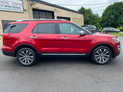 Used 2017 Ford Explorer Platinum AWD/4WD image 2
