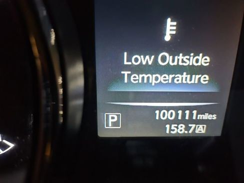 Used 2015 Nissan Rogue SV w/ SV Premium Package image 17