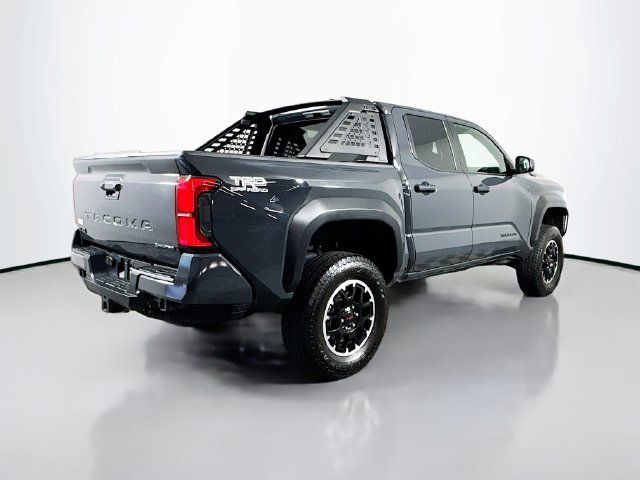 Used 2025 Toyota Tacoma TRD Off-Road AWD/4WD image 7