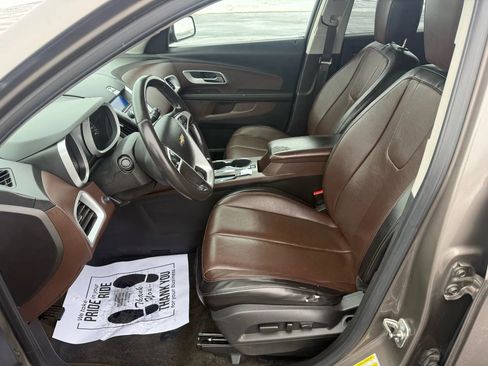 Used 2011 Chevrolet Equinox LT w/ Chrome Appearance Package image 12