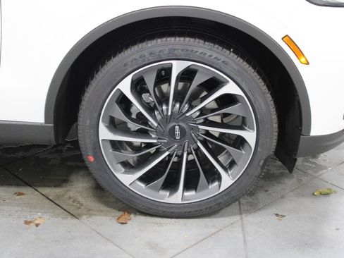 New 2026 Lincoln Aviator Reserve image 12