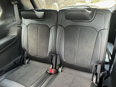 New 2025 Jeep Grand Cherokee L Altitude image 23