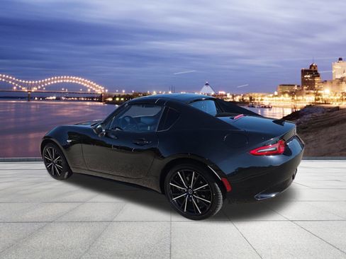 Used 2024 MAZDA MX-5 Miata RF Grand Touring image 3